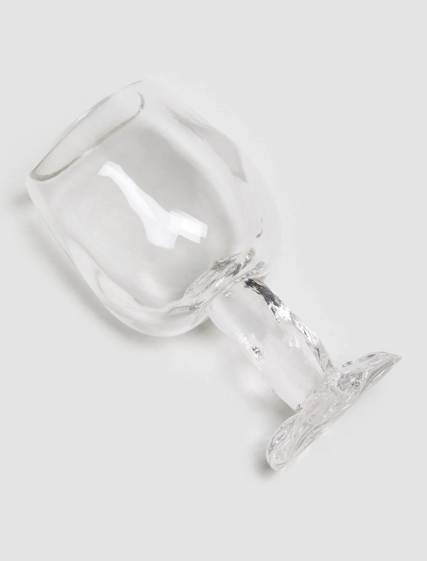 Addled Wine Glass Large in Clear - Image 3