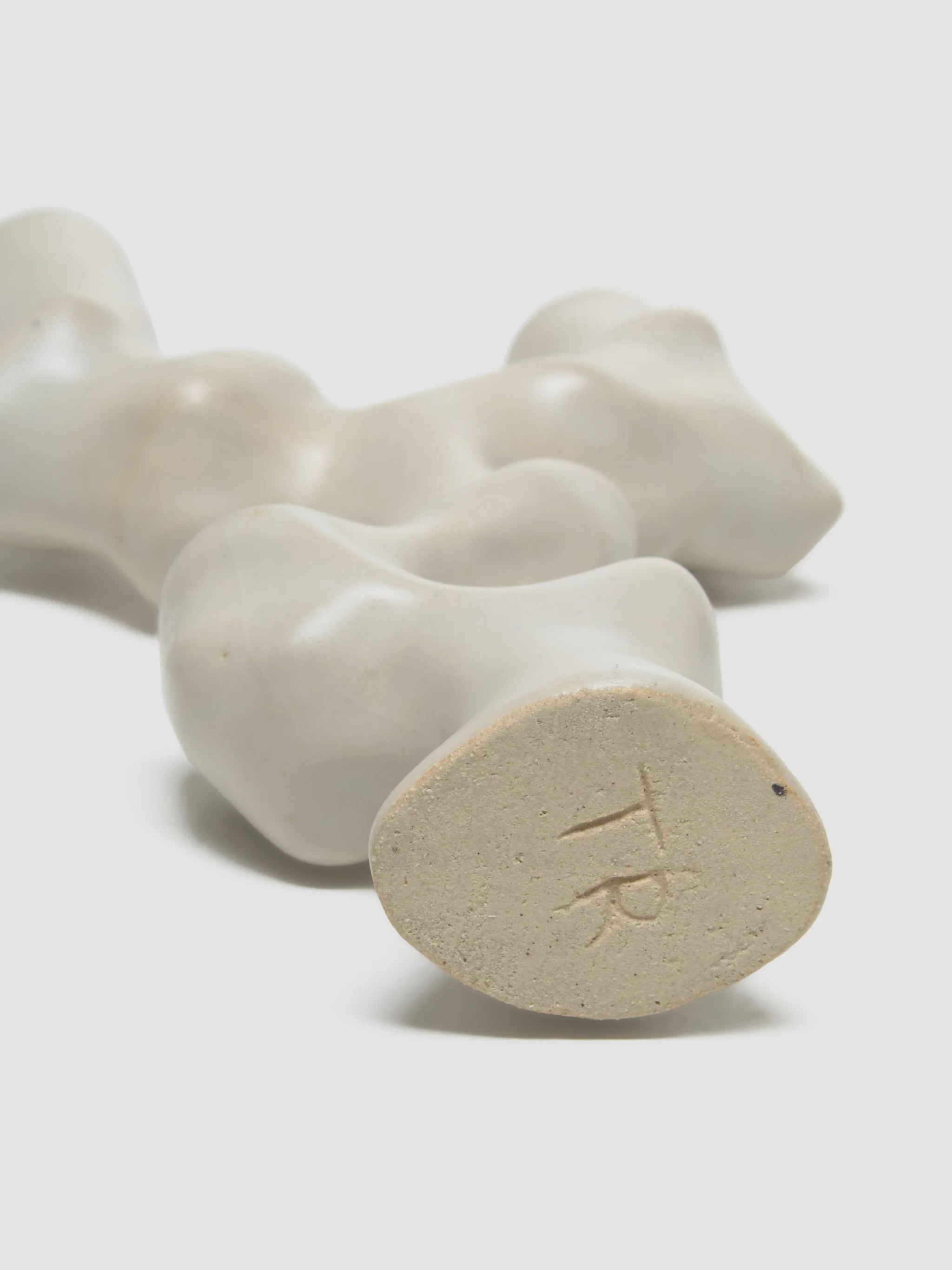 Akoya Double Candleholder in White - Image 3