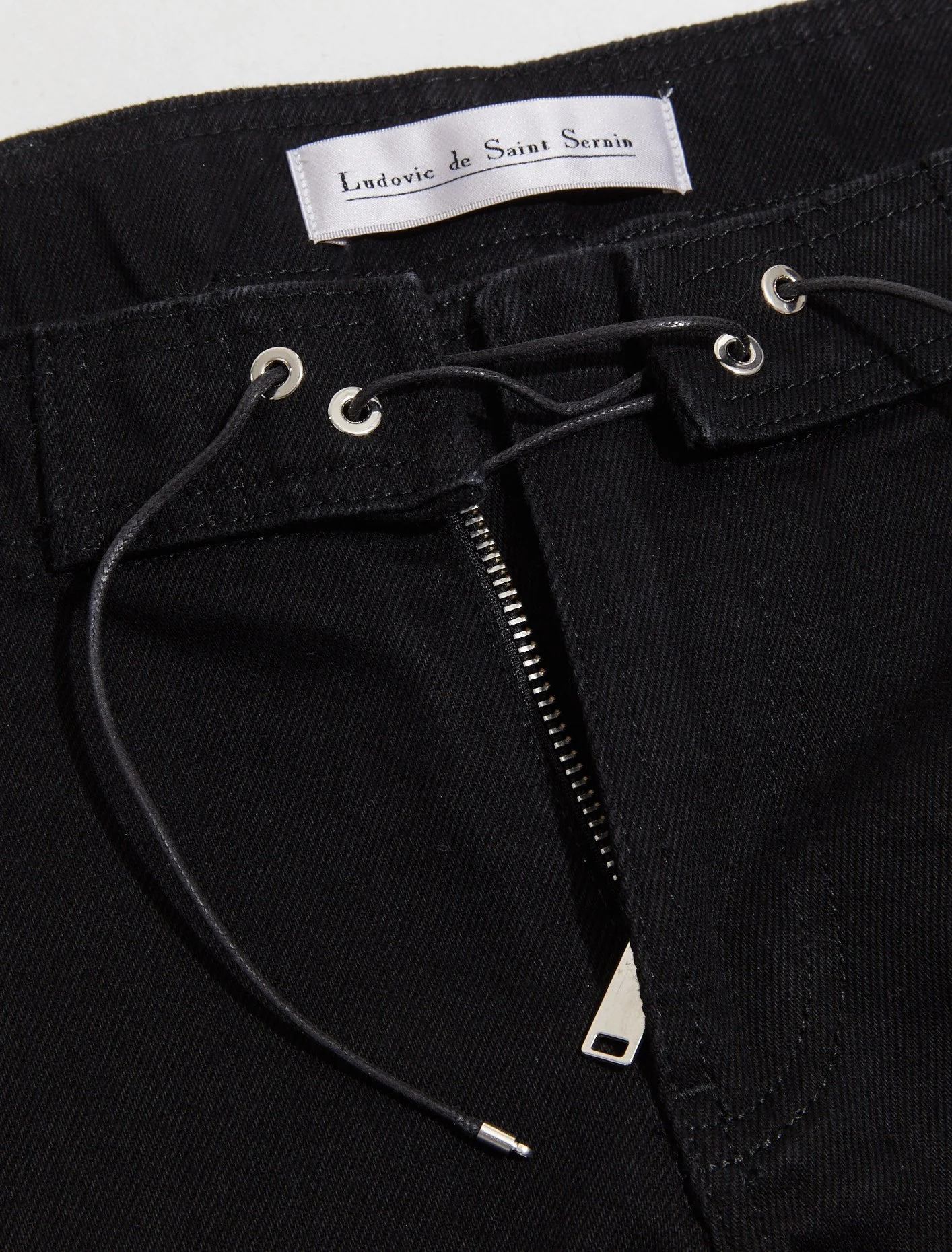 Cargo Jeans in Black - Image 2