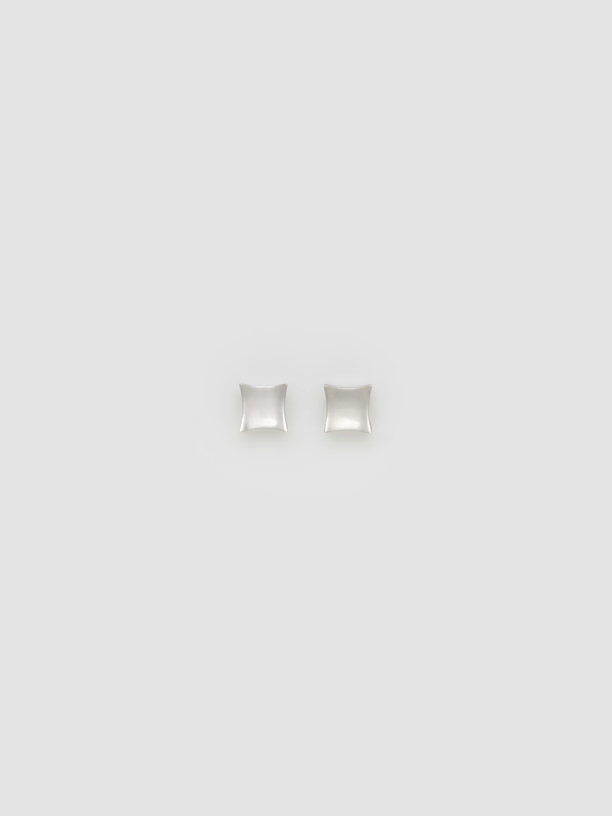 Chunk Ear Cuffs in Silver - Image 4