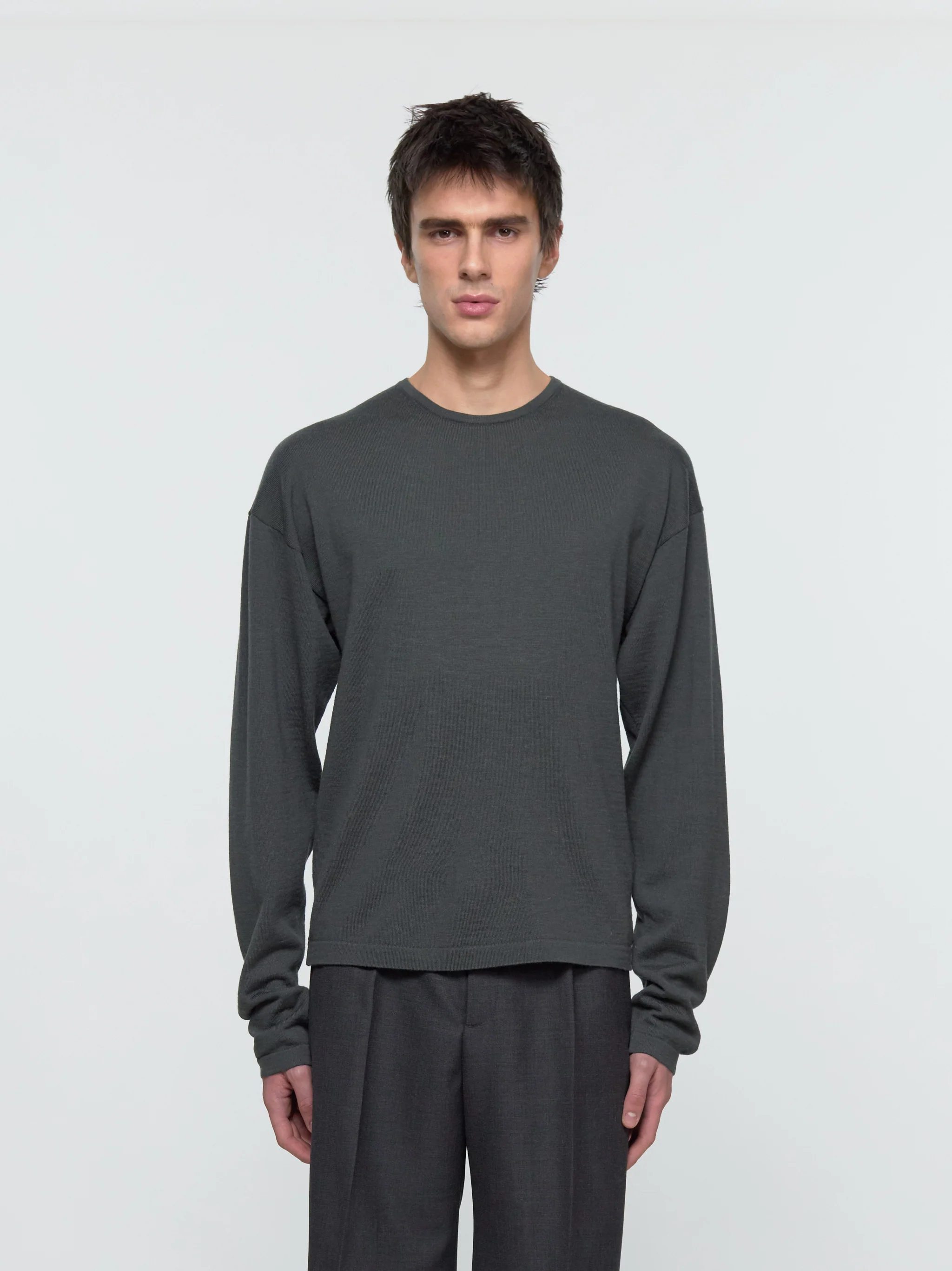 Crew Neck Jumper in Carbon - Image 2