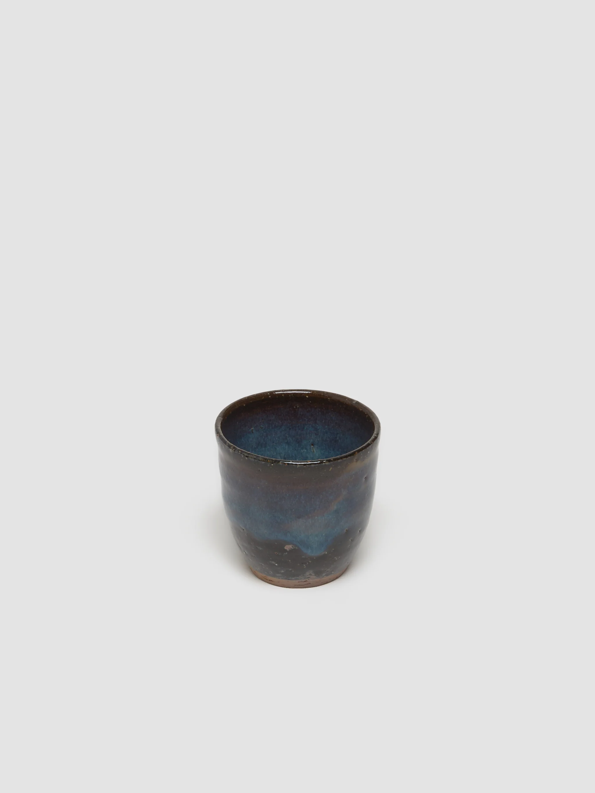 Hagi Seigan Yamane Tea Cup in Multicolor - Image 2