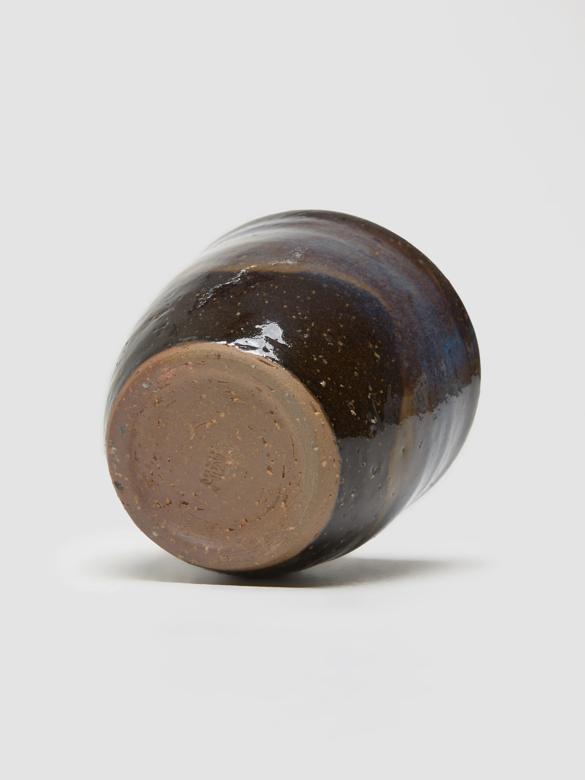 Hagi Seigan Yamane Tea Cup in Multicolor - Image 3