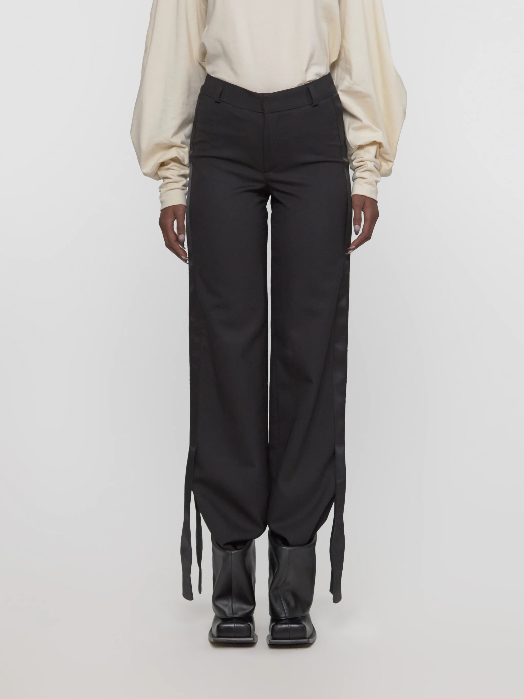 Halima Bow Tie Trousers in Black - Image 2