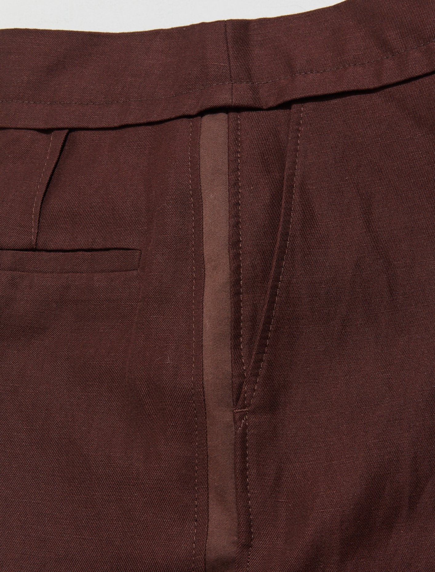 Le Pantalon Tibau in Dark Brown - Image 3