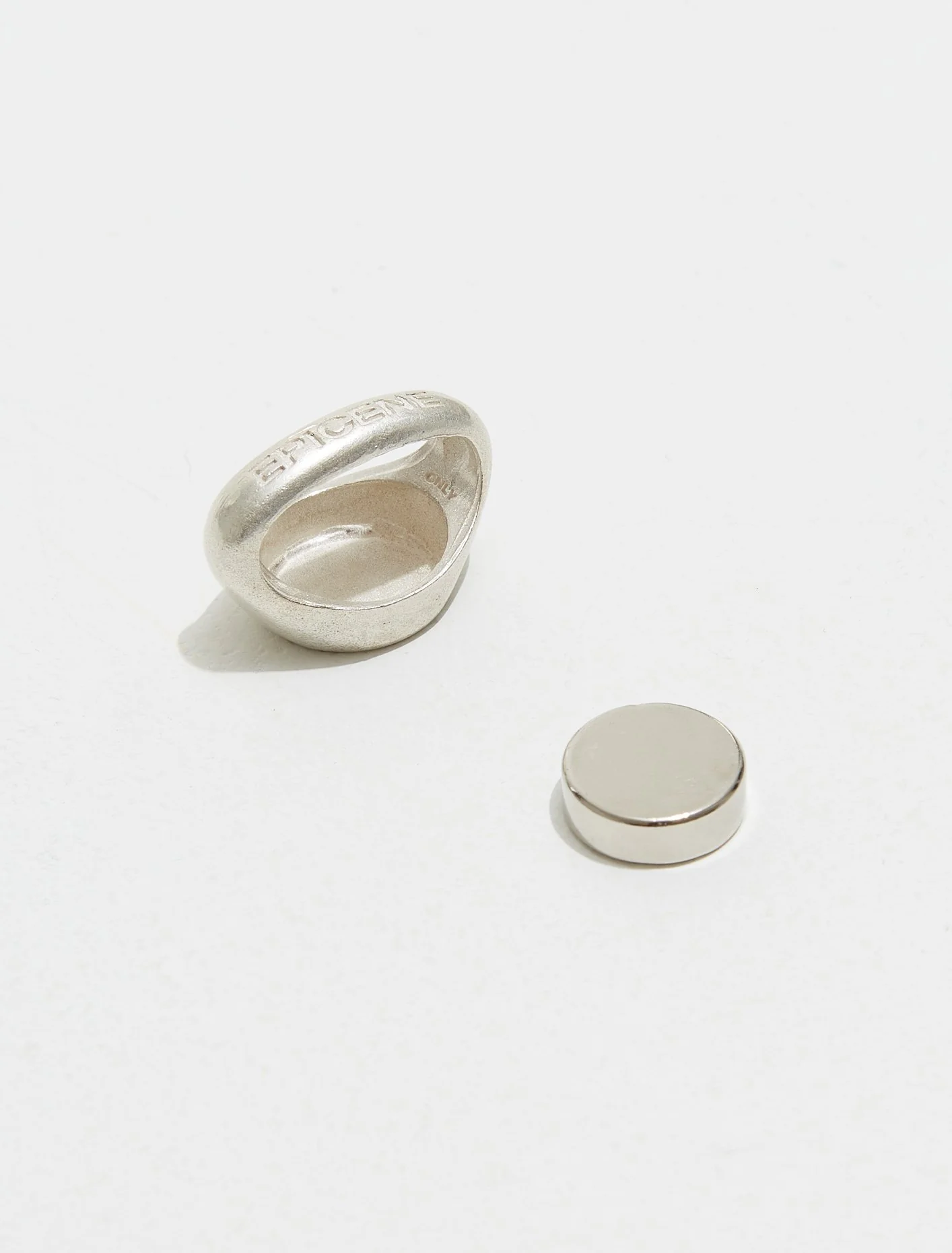 Lighter Magnet in Silver - Image 3
