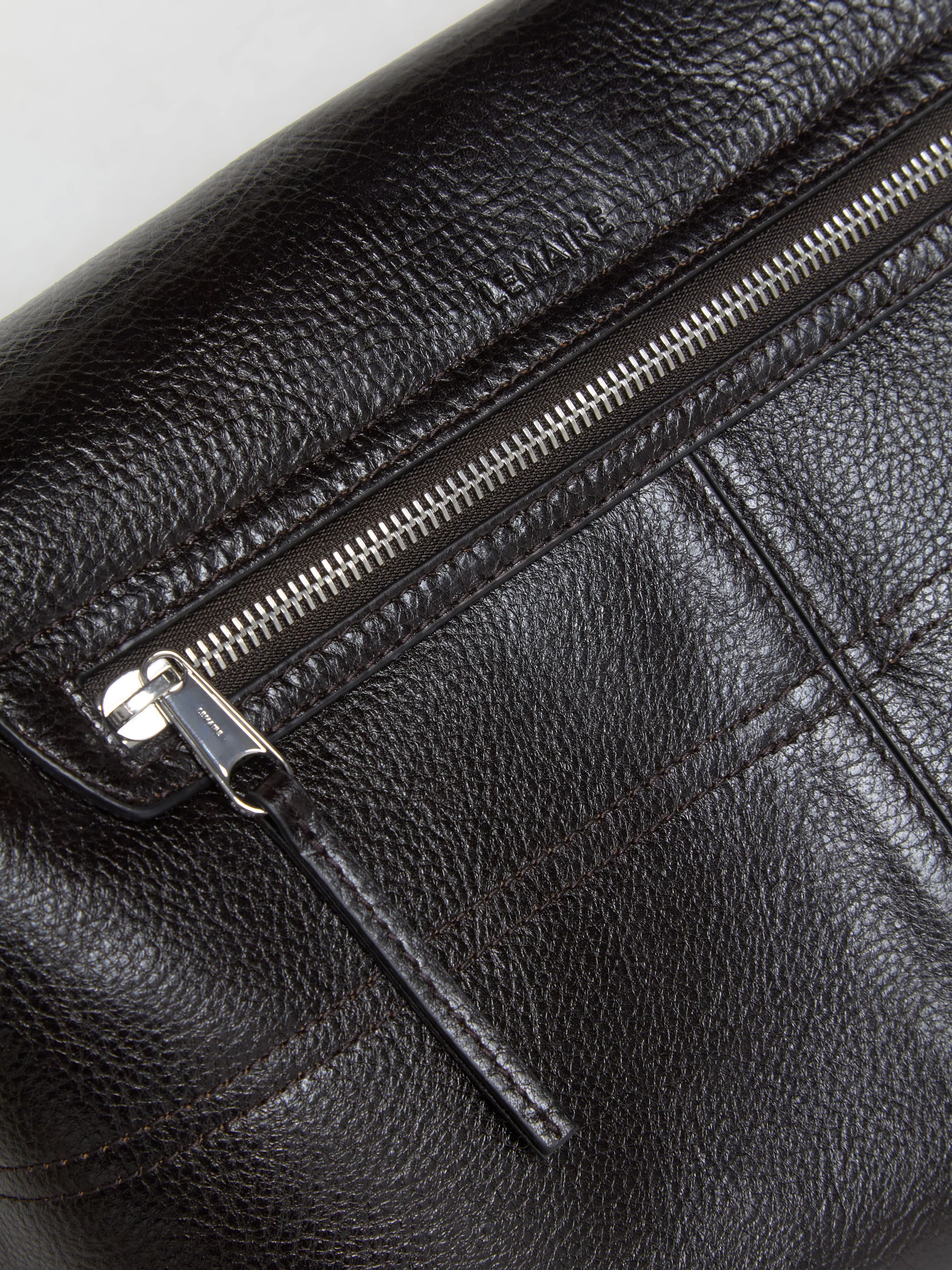 Medium Gear Bag in Espresso - Image 3