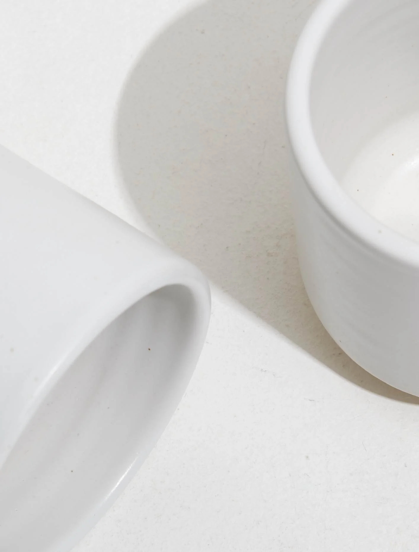 Otto Set of 2 Cups in Matte White - Image 3