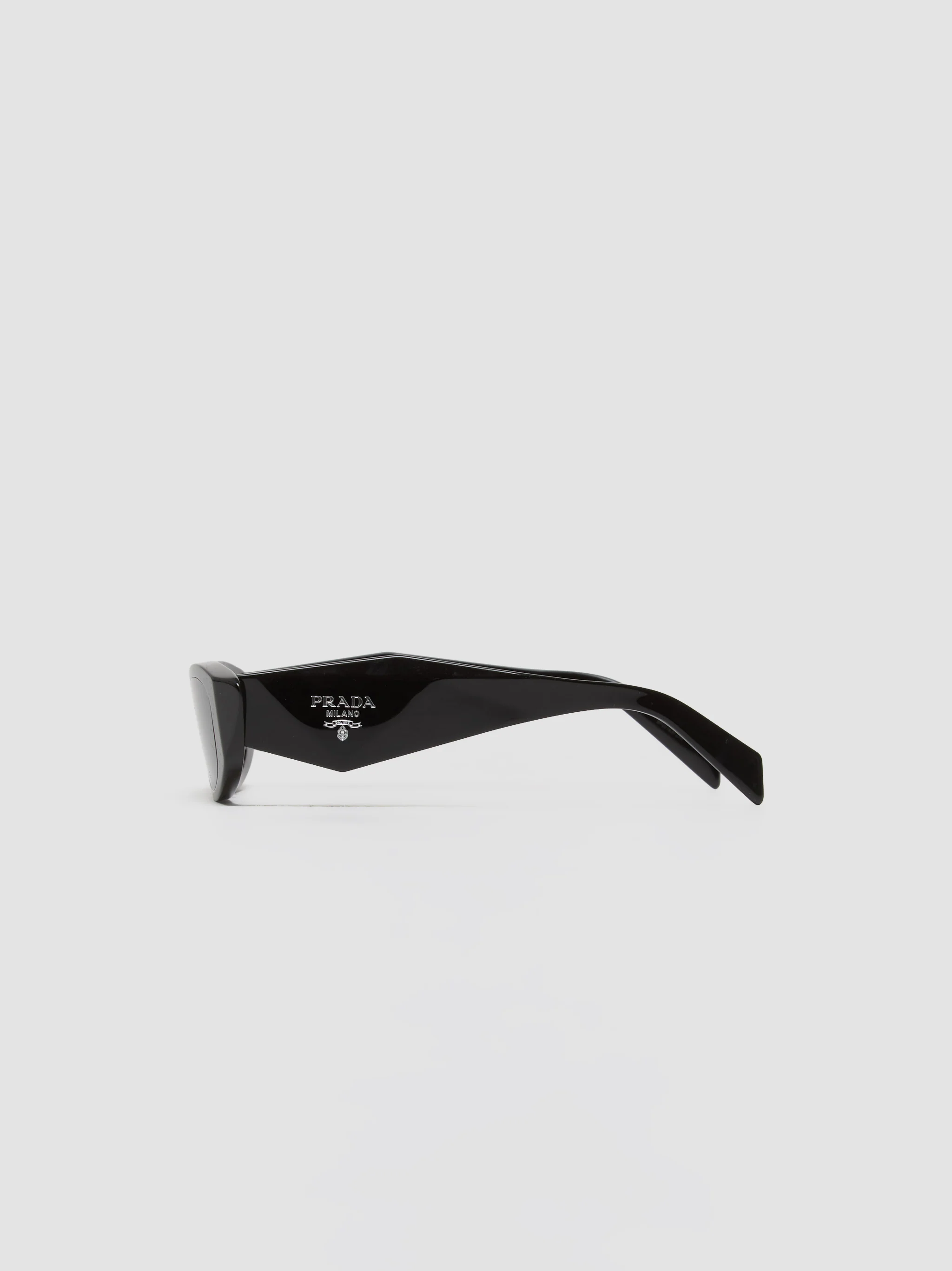 PRB16SF Sunglasses in Black - Image 3