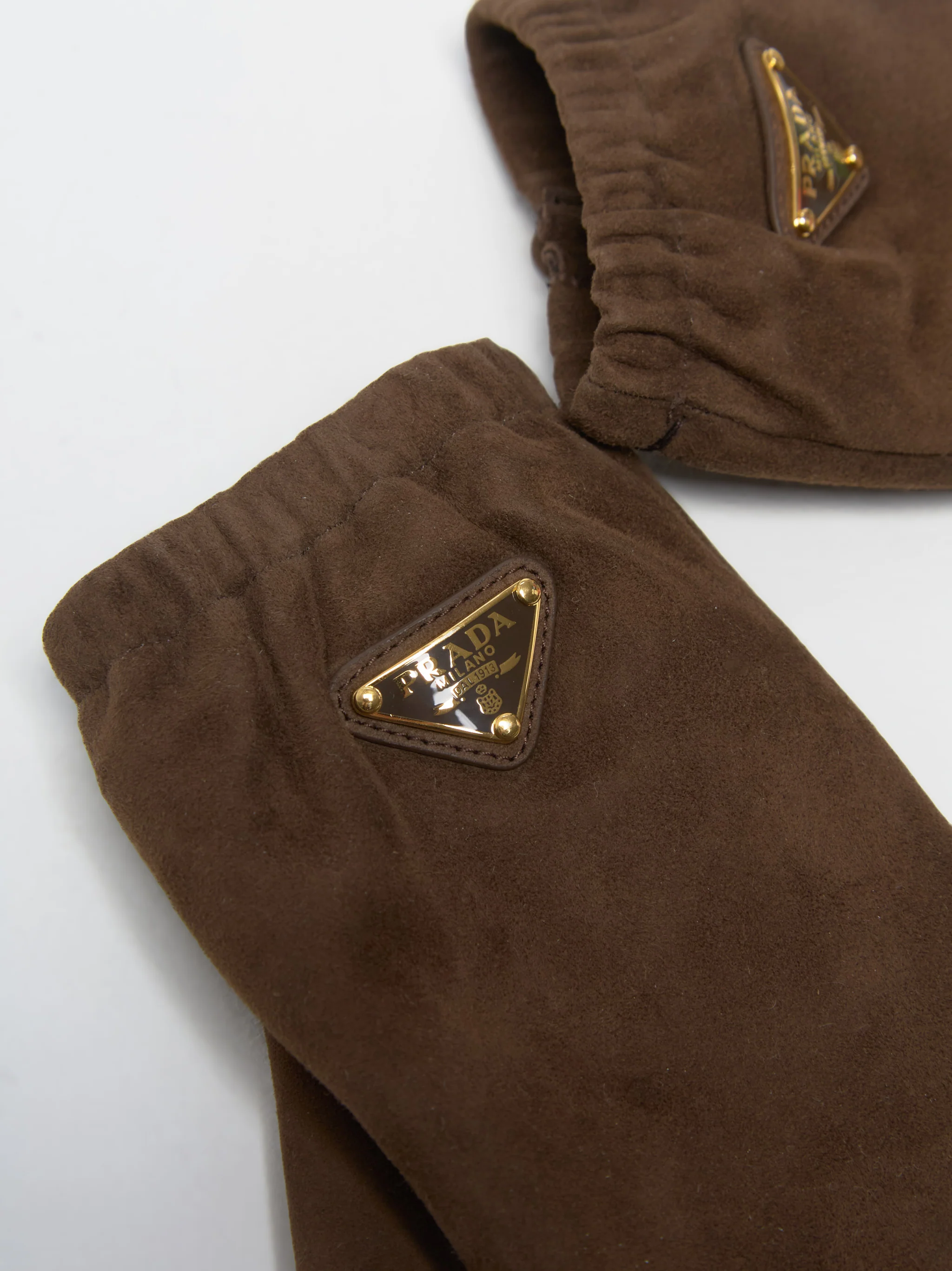 Suede Leather Gloves in Cacao - Image 2