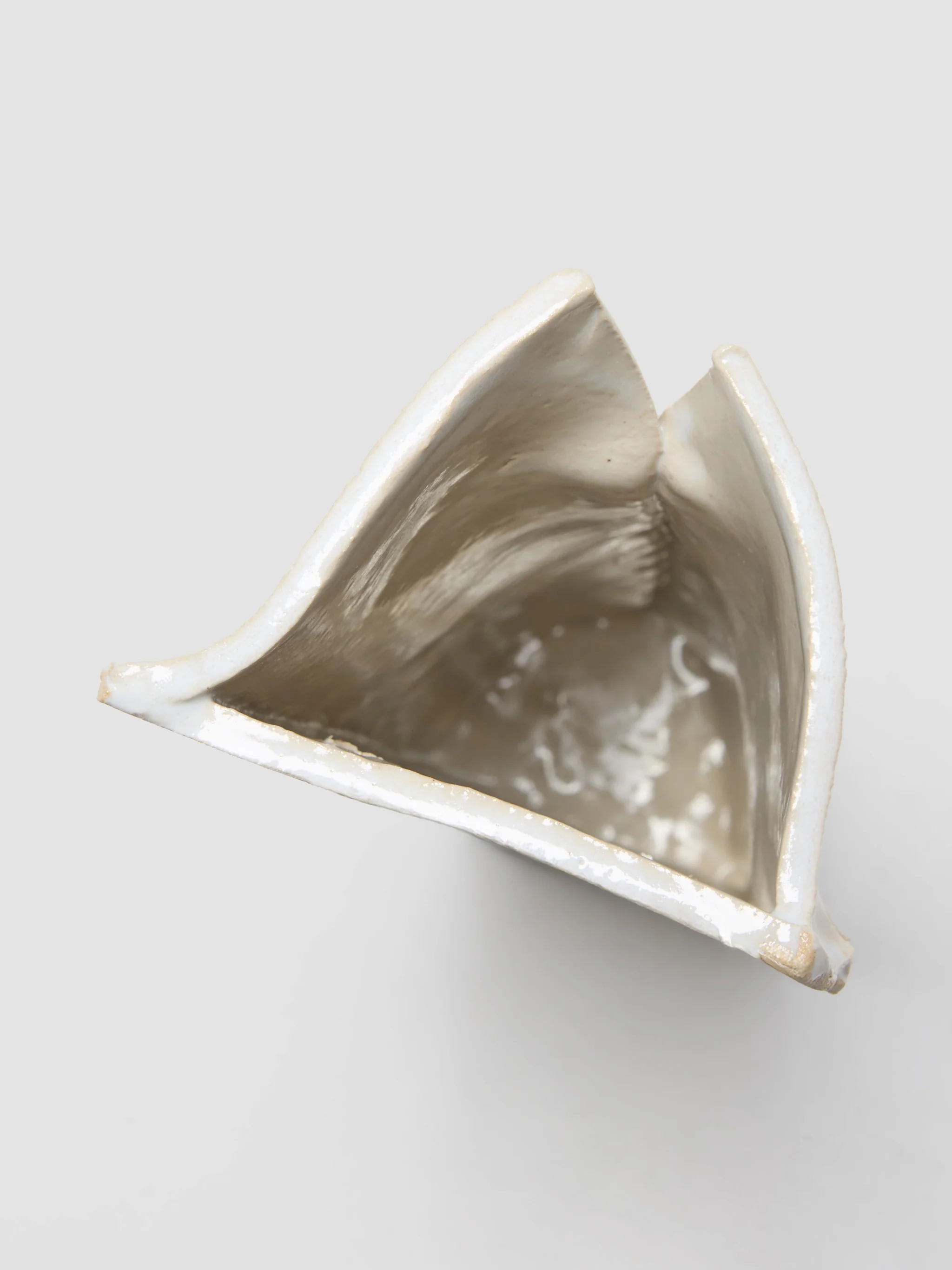 Wall Vase in White - Image 2